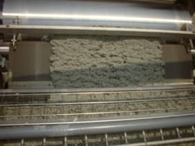 廃乳製品・洗瓶排水の固液分離改善事例 | 排水処理装置・システム.com